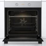 Otvaranje vrata Gorenje BO6717E03X pećnice – ergonomski dizajn