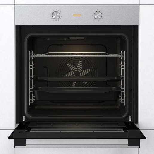 Otvaranje vrata Gorenje BO6717E03X pećnice – ergonomski dizajn