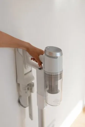 Praktičan zidni držač za odlaganje Gorenje SVC216210FFIIW usisivača